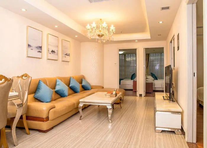 Guangzhou Pengman Apartment Zhengjia Huanshi Branch